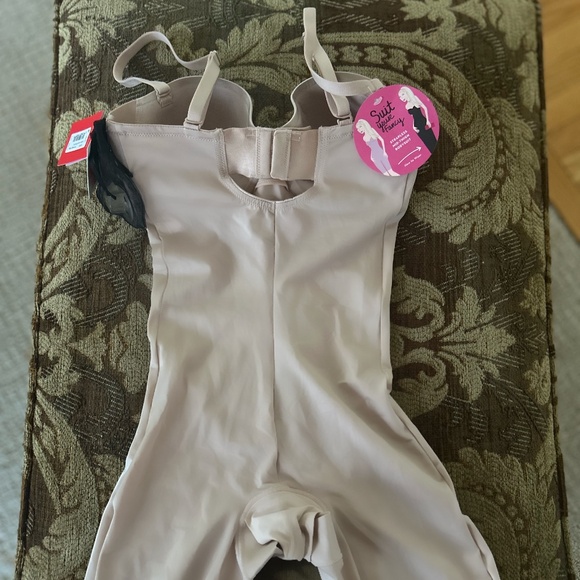 Spanx Shape wear - strapless mid-thigh bodysuit / beige - Picture 2 of 4